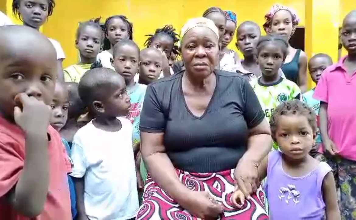 Young Liberian Humanitarians Give Assorted Items to Orphanages, worth nearly US$7, 00O. 10 April 2021/PADS Contributor